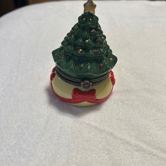 Mr. Christmas Tree Rotating Music Box - Picture 1 of 5